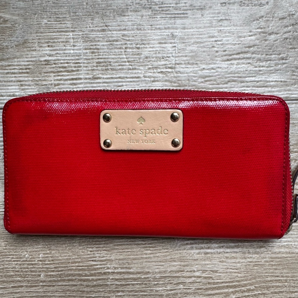 Kate Spade Vibrant Red Wallet with Gold Plate